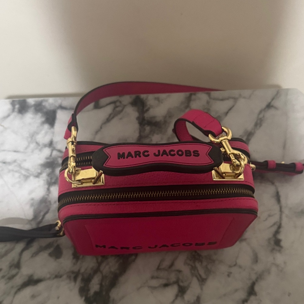 Marc Jacobs Fuchsia Crossbody Bag - Picture 2 of 4